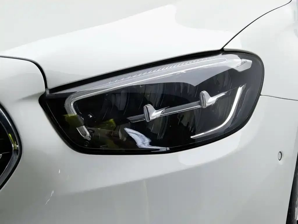 Mercedes-Benz E-Class New Energy — фото 5