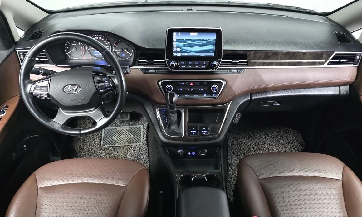 Hyundai Starex — фото 10