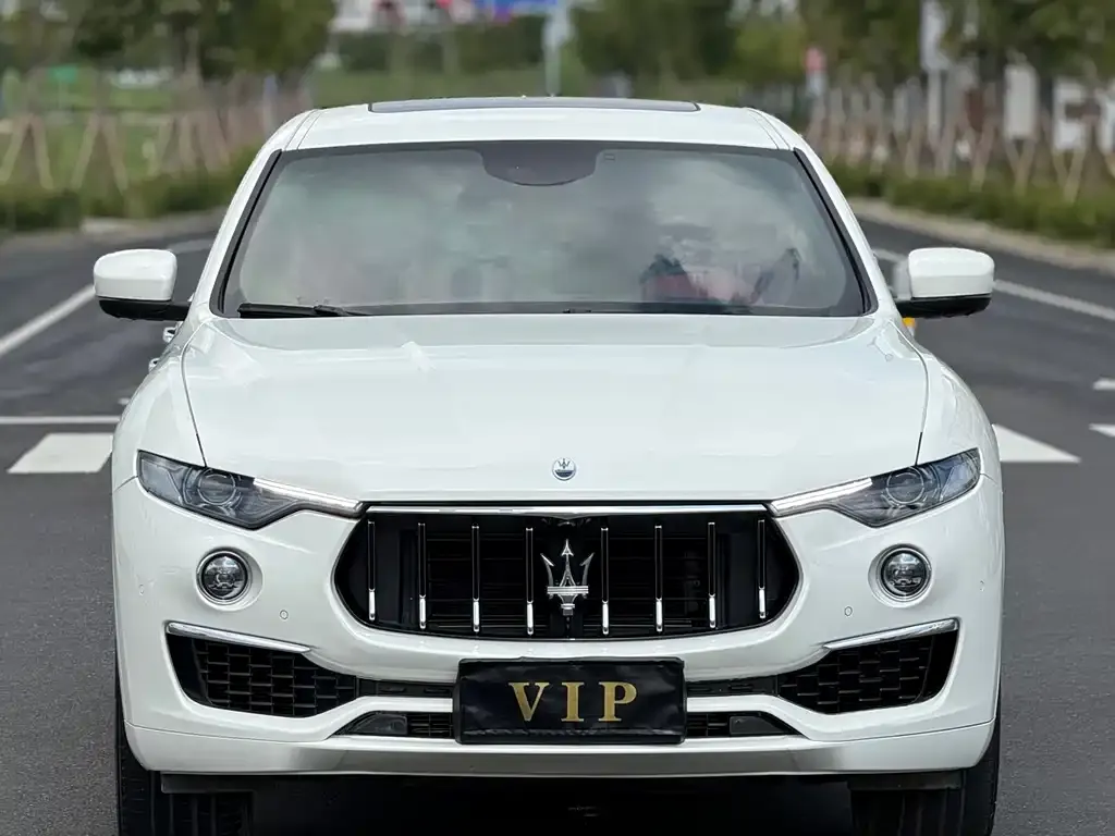 Maserati Levante — фото 4