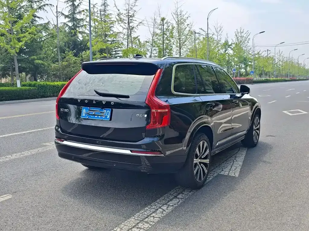 Volvo XC90 — фото 4