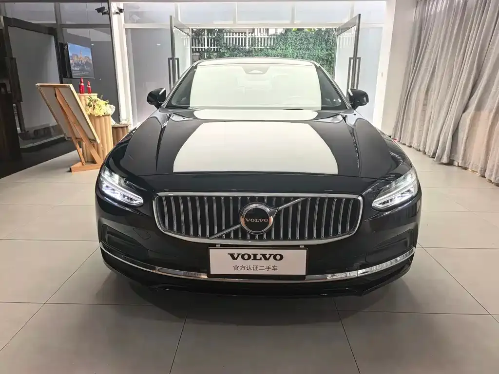 Volvo S90 — фото 8
