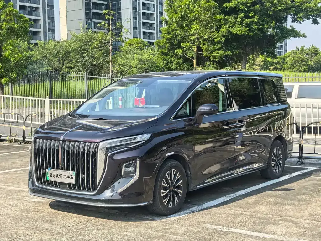 Hongqi HQ9 — фото 1
