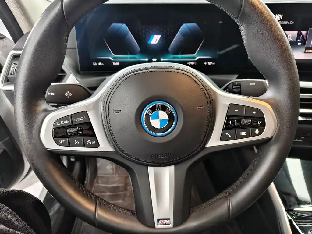 BMW i3 — фото 4