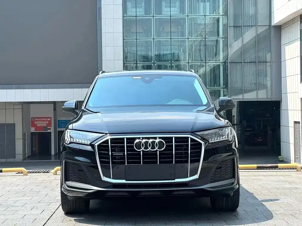Audi Q7 — фото 2