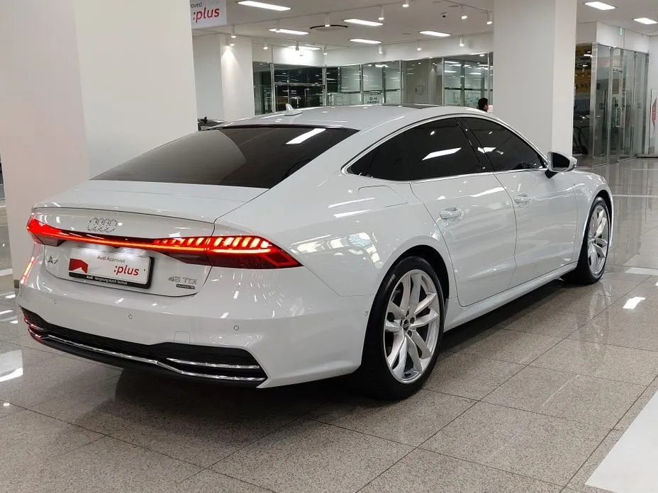 Audi A7 — фото 10