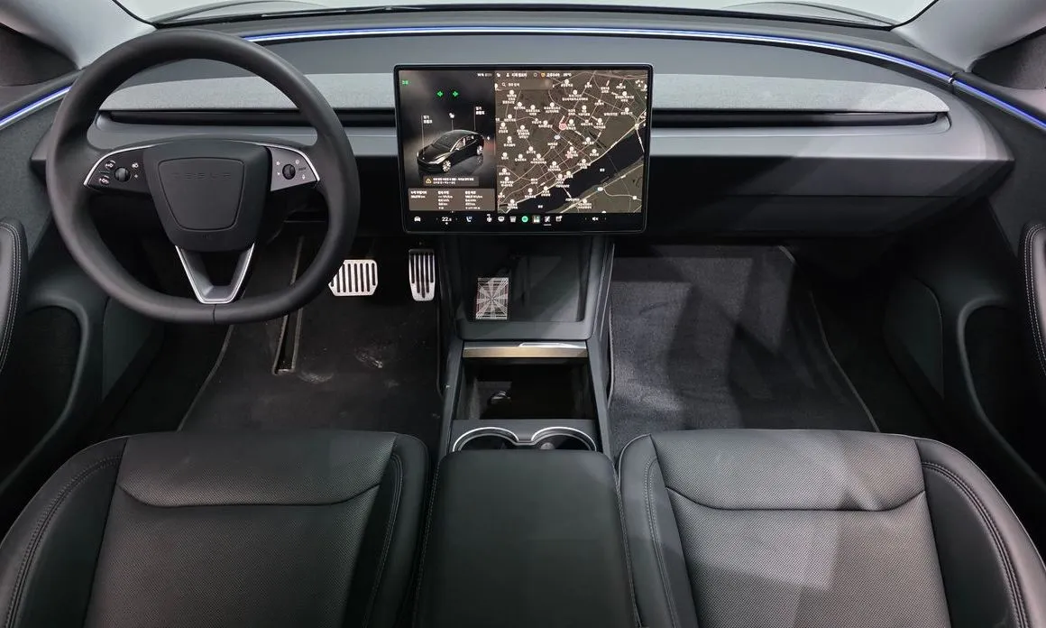 Tesla Model 3 — фото 8