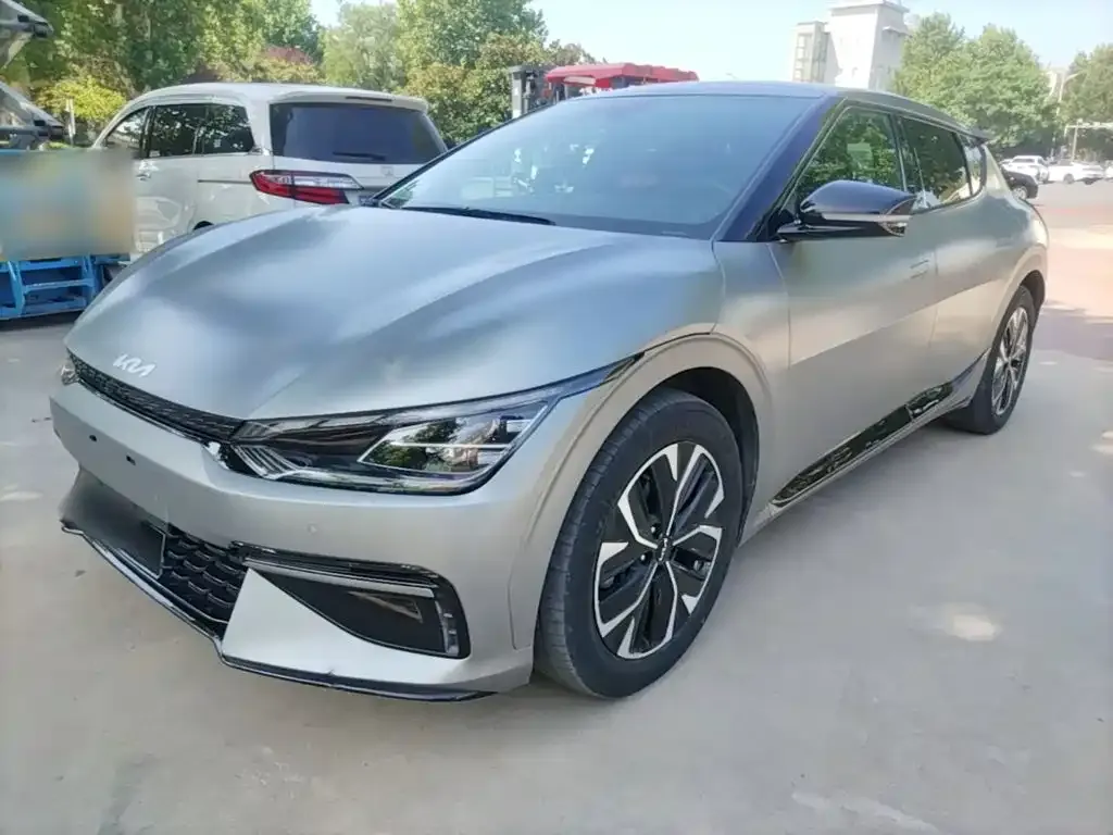 Kia EV6 — фото 1