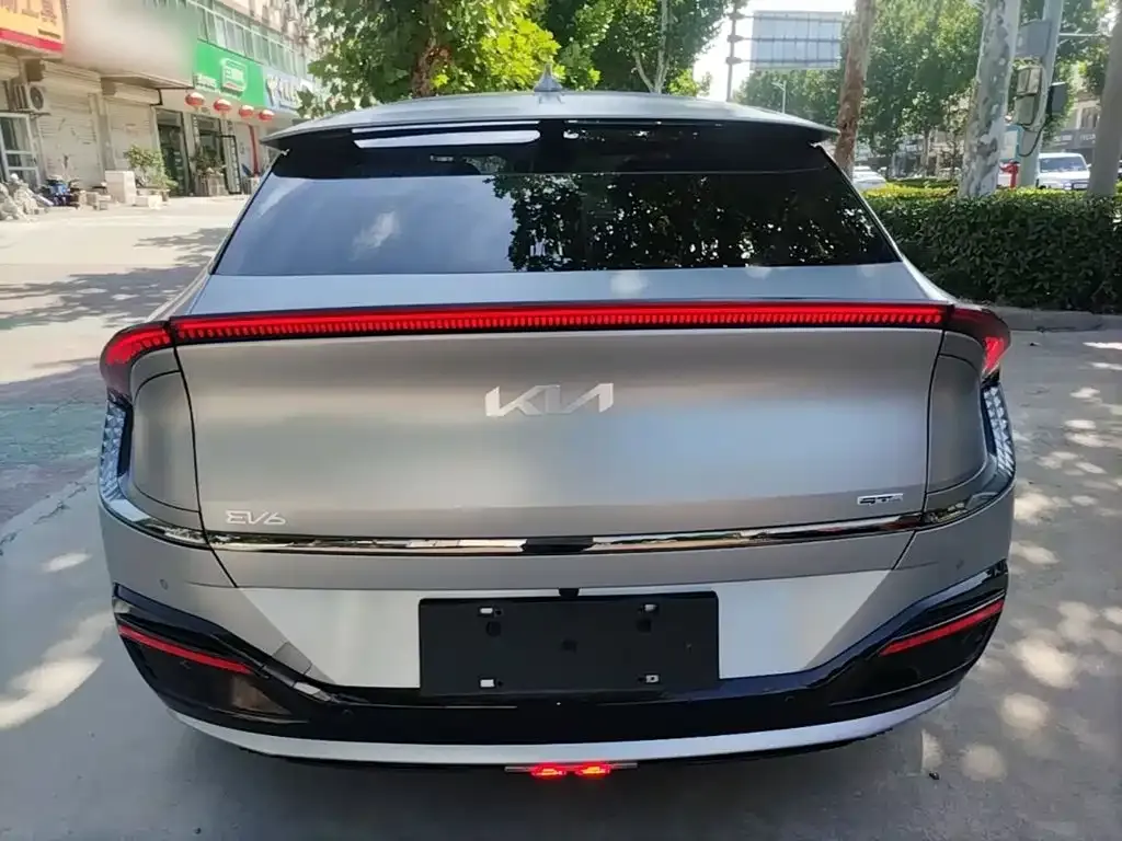 Kia EV6 — фото 2