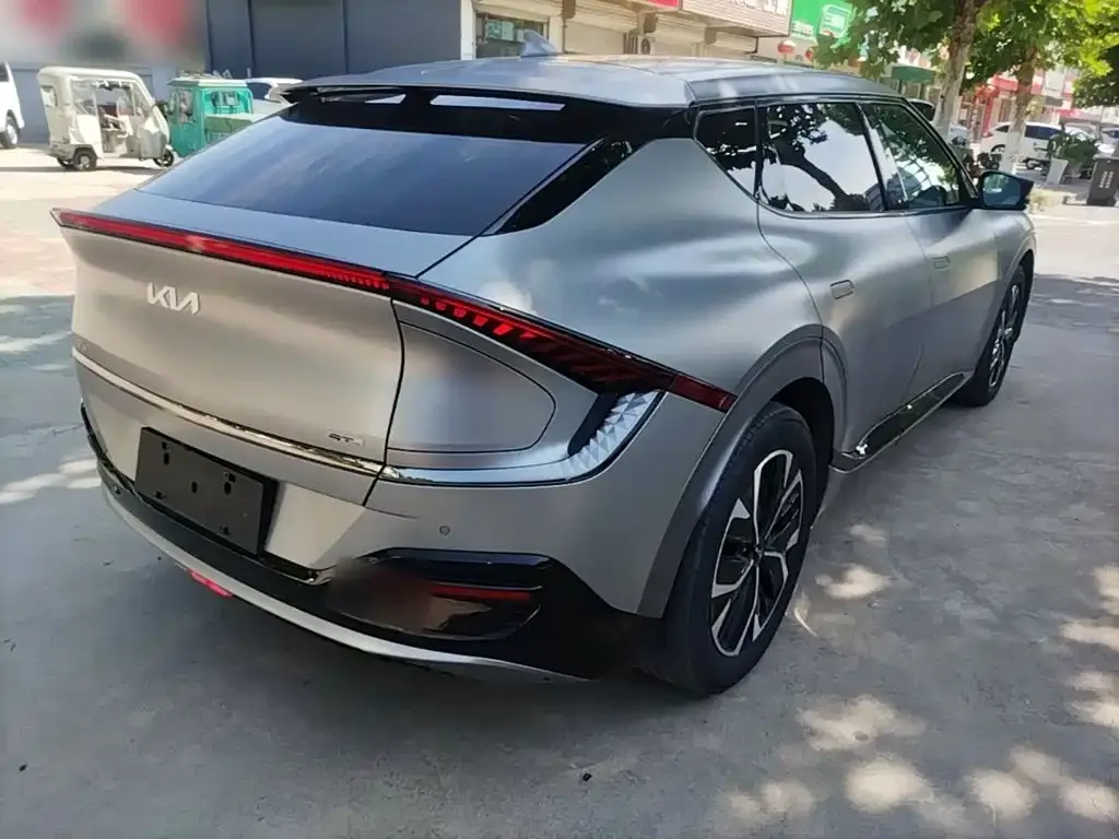 Kia EV6 — фото 7