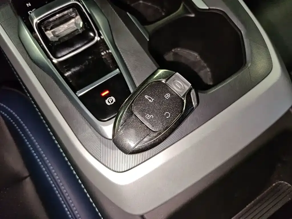 GAC Motor Trumpchi GS3 — фото 10
