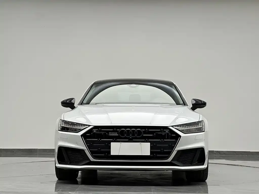 Audi A7L — фото 10