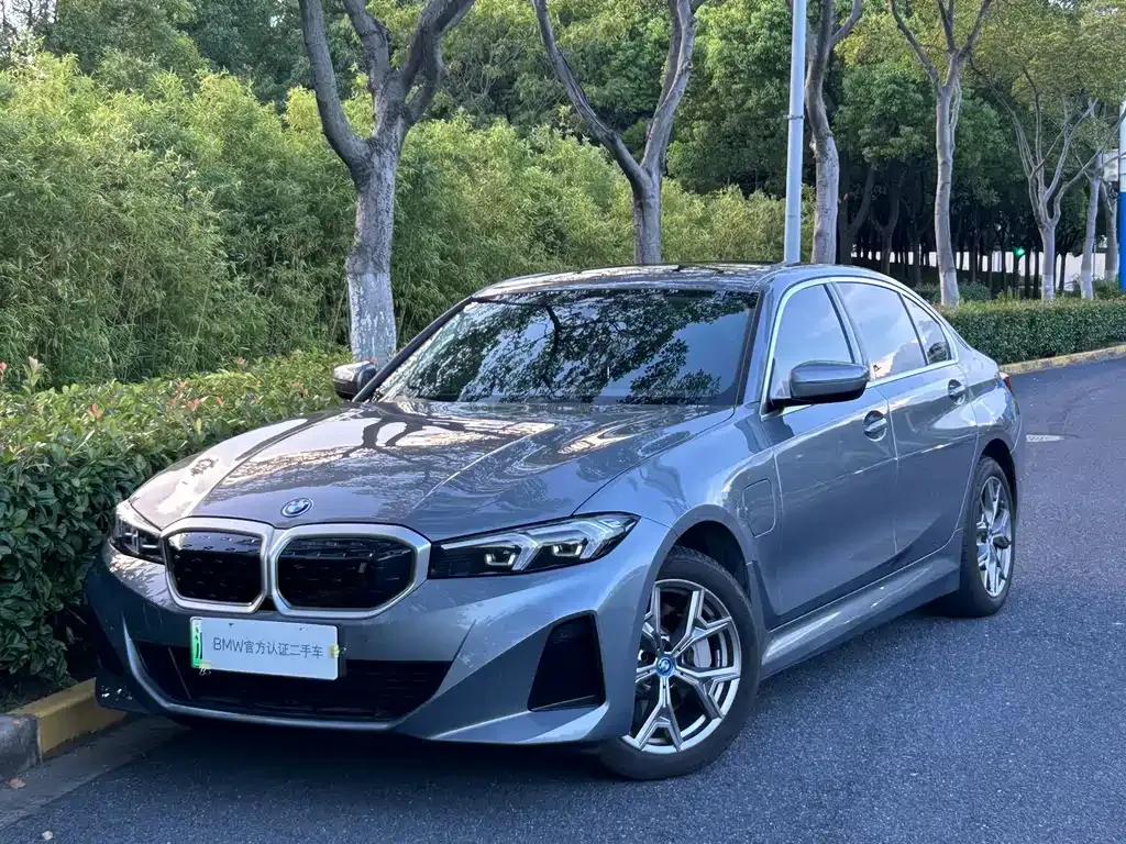 BMW i3 — фото 1