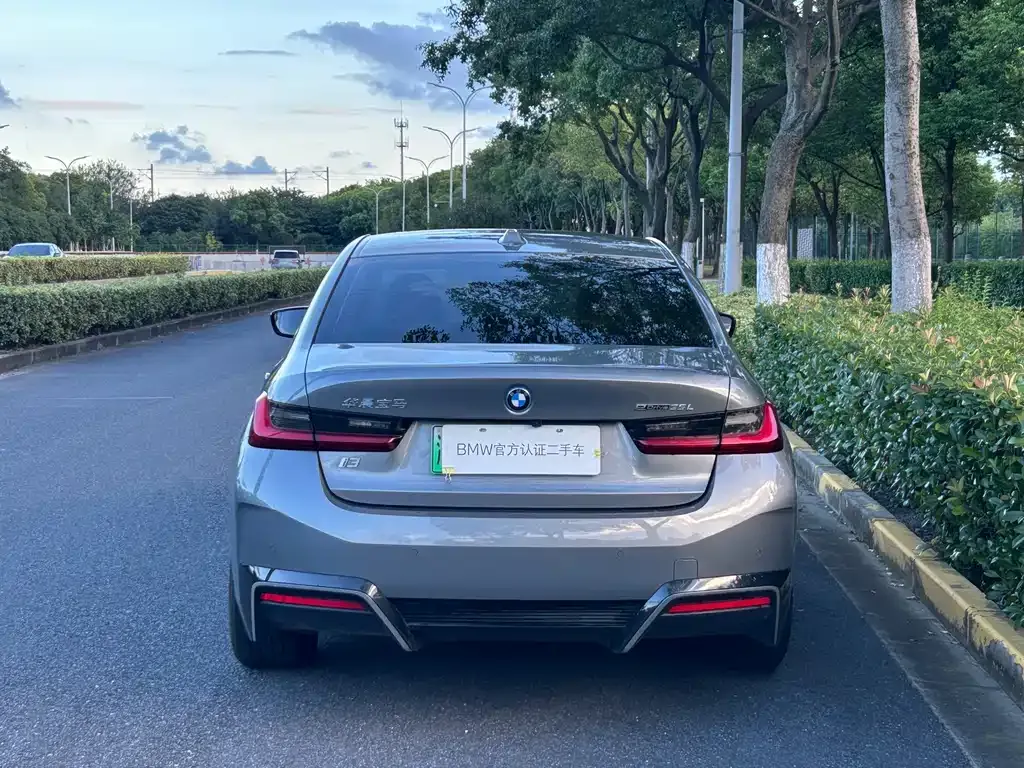 BMW i3 — фото 3