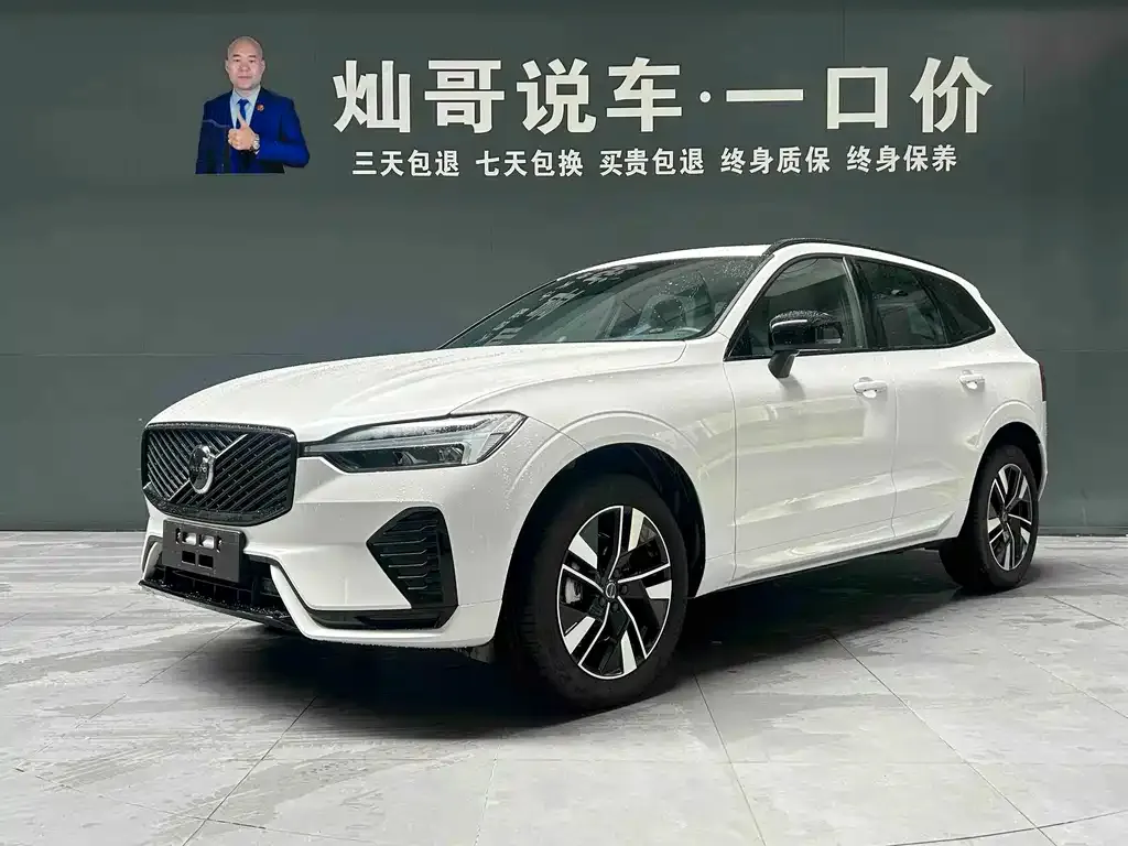 Volvo XC60 — фото 1