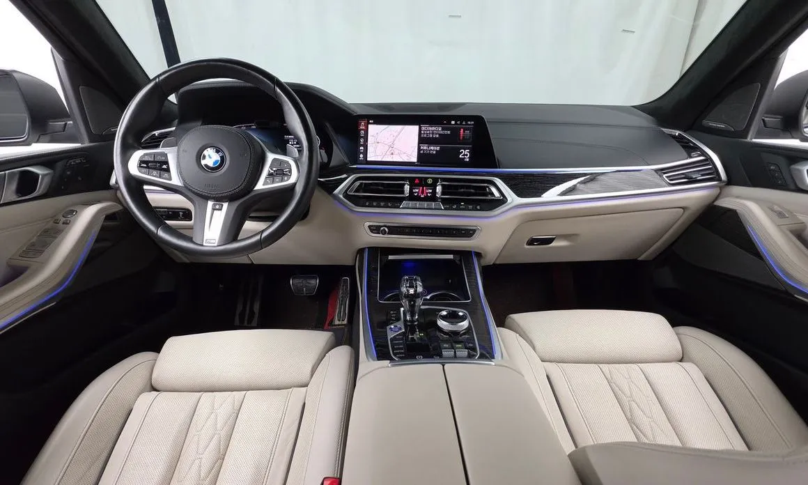 BMW X7 — фото 10