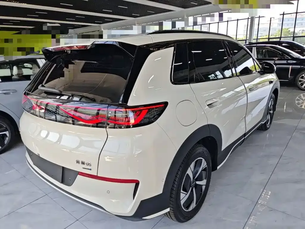 BYD Sealion 05 EV — фото 9
