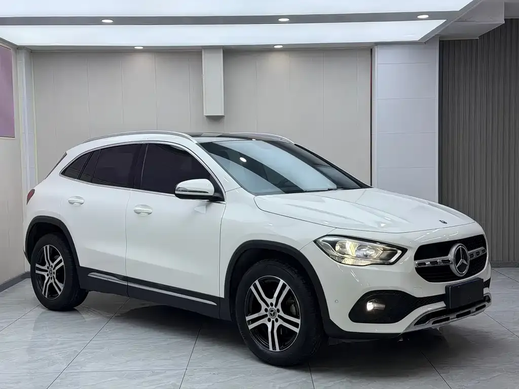 Mercedes-Benz GLA — фото 2