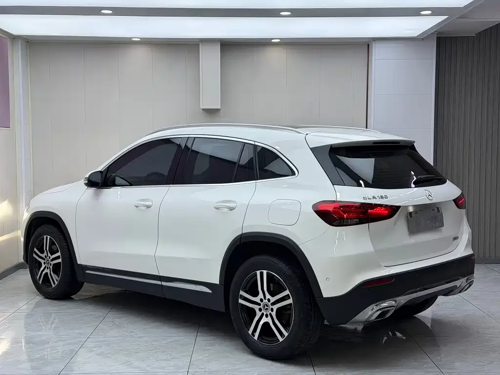 Mercedes-Benz GLA — фото 7