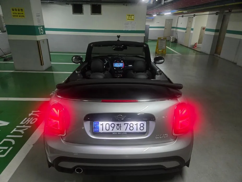 Mini Cooper Convertible — фото 4