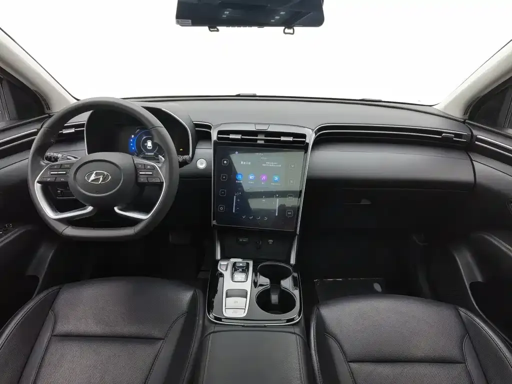 Hyundai Tucson — фото 6