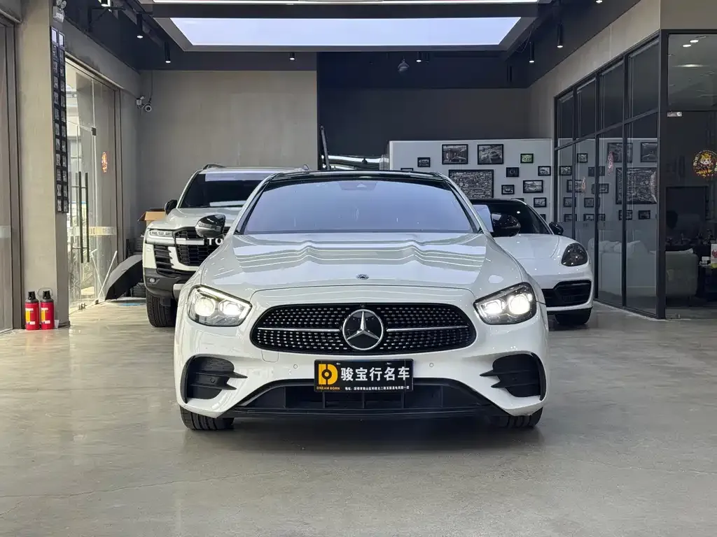 Mercedes-Benz E-Class (Import) — фото 6