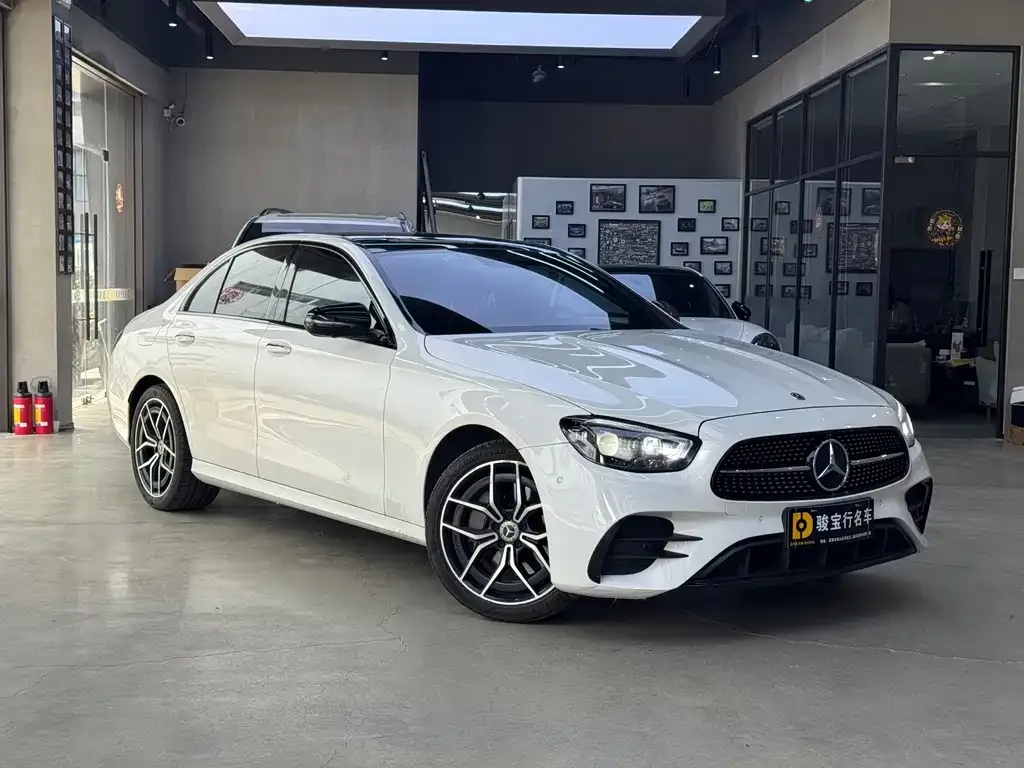 Mercedes-Benz E-Class (Import) — фото 2