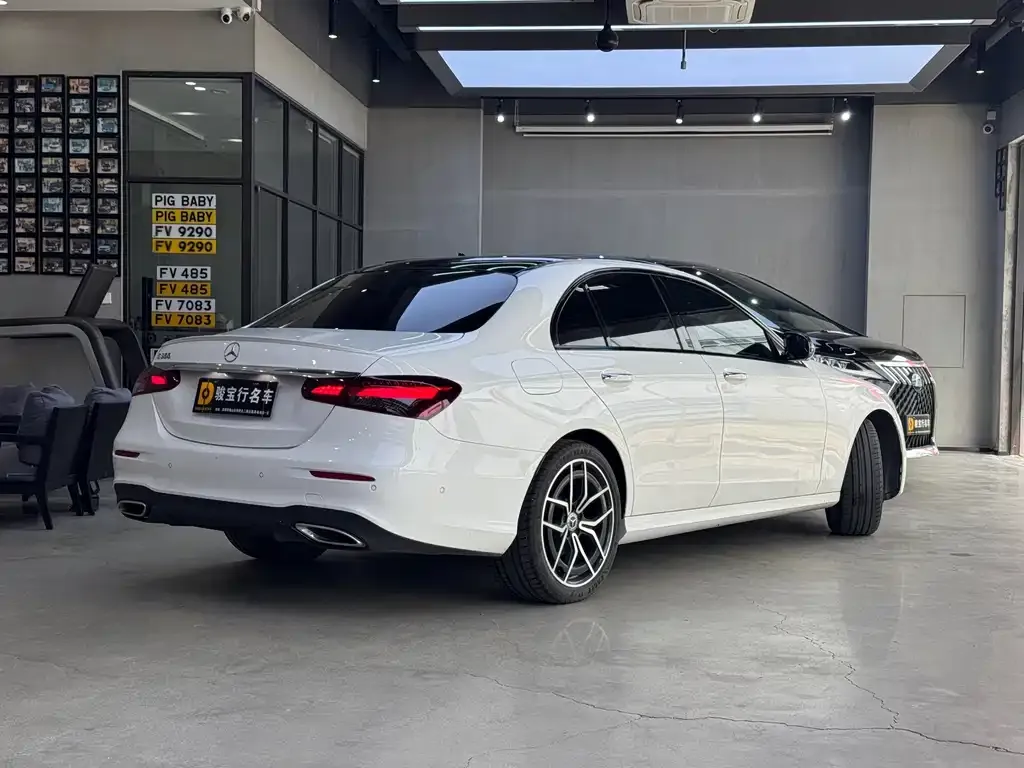 Mercedes-Benz E-Class (Import) — фото 3