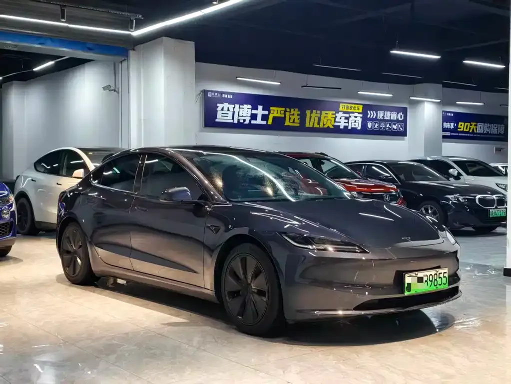 Tesla Model 3 — фото 10