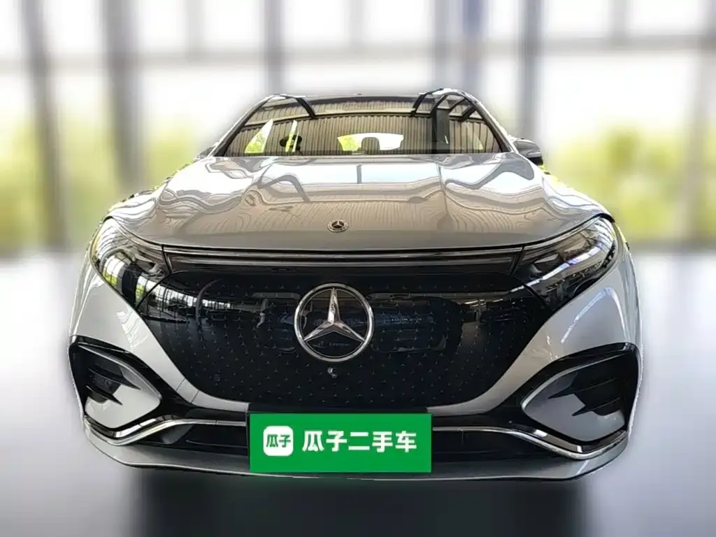 Mercedes-Benz EQS SUV — фото 10