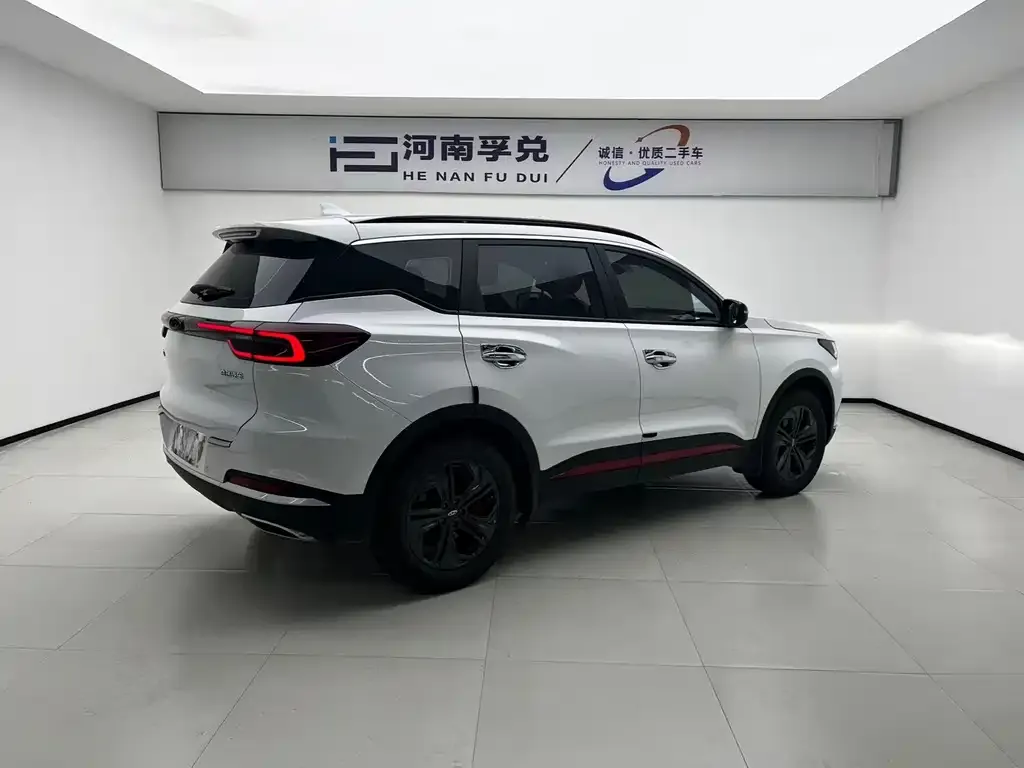 Chery Tiggo 7 — фото 4