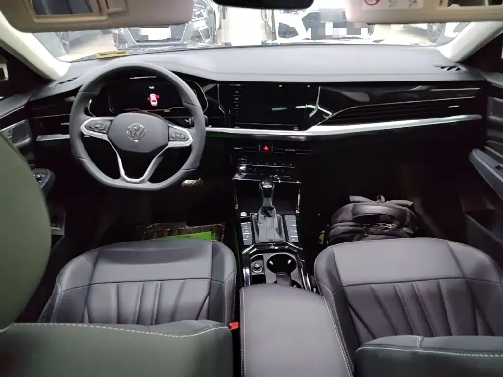 Volkswagen Passat — фото 3