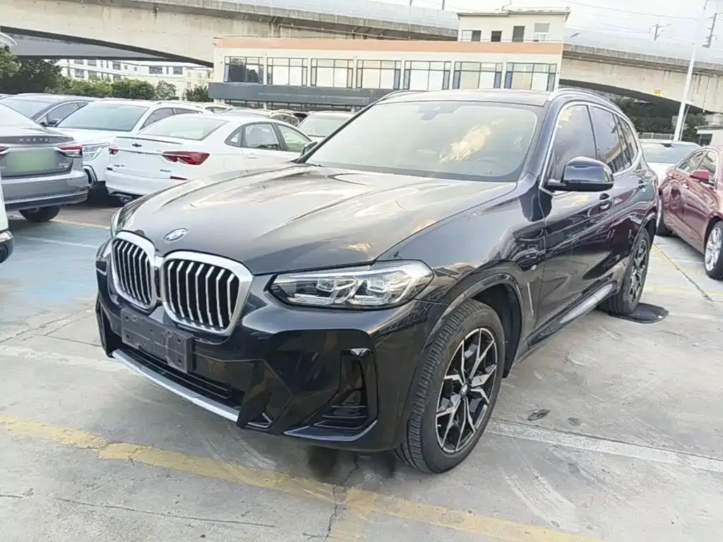 BMW X3 — фото 9