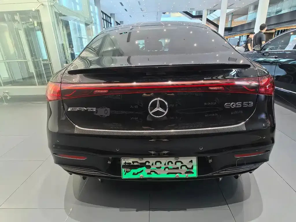 Mercedes-Benz EQS AMG — фото 4