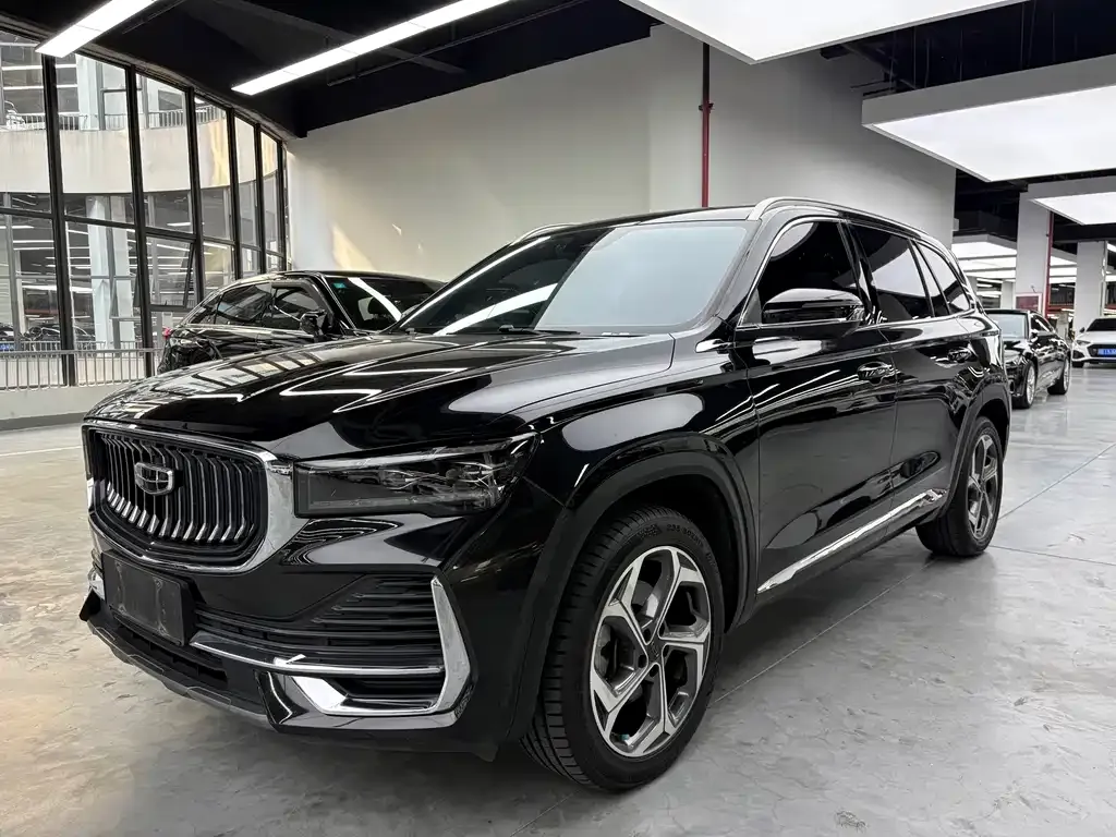 Geely Xingyue L — фото 1