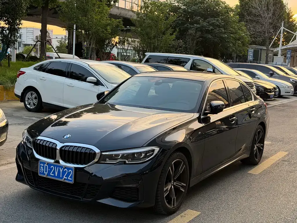 BMW 3 Series — фото 1