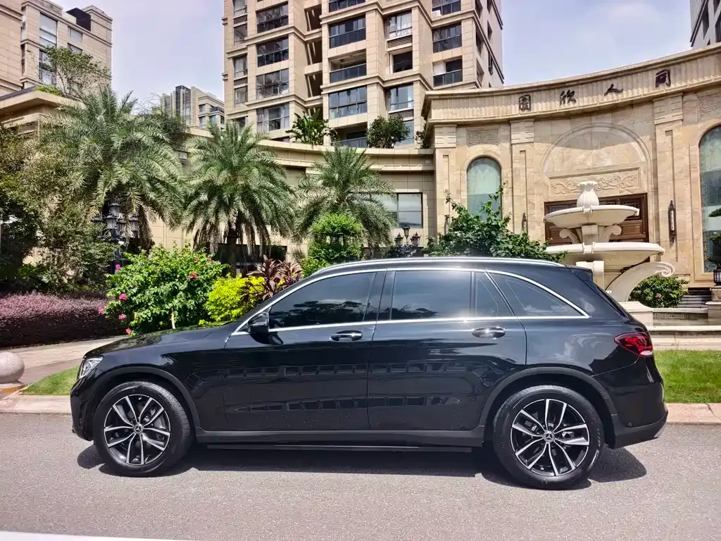 Mercedes-Benz GLC — фото 6
