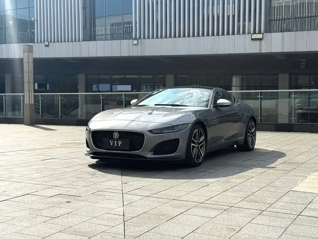 Jaguar F-TYPE — фото 1