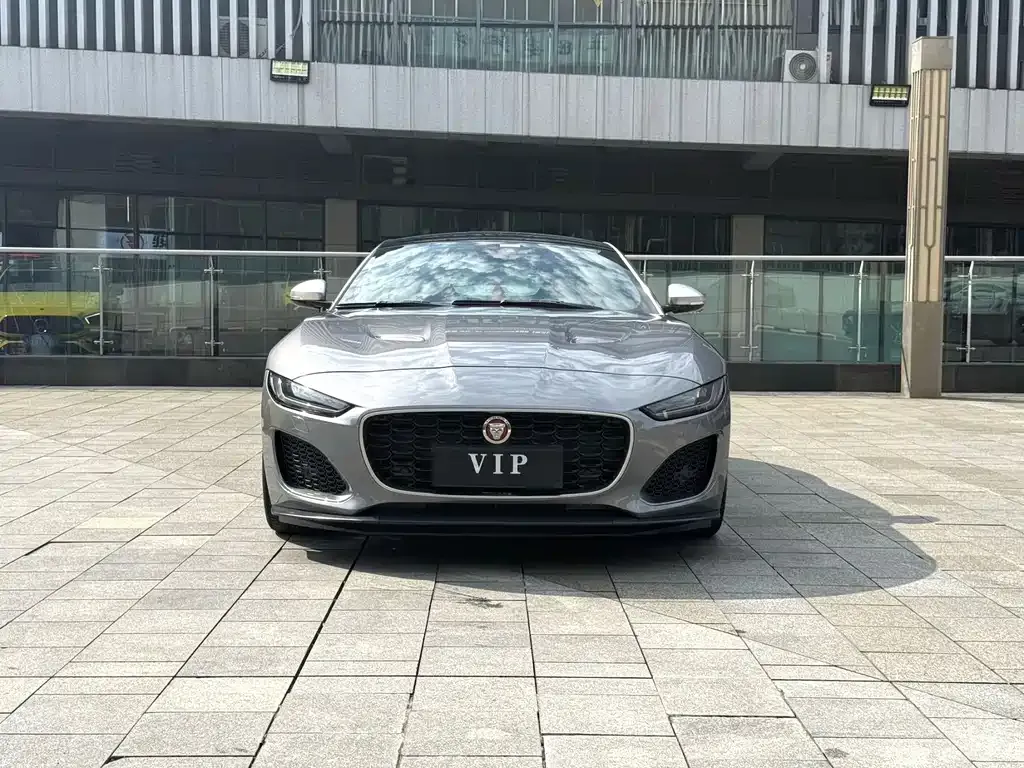 Jaguar F-TYPE — фото 10