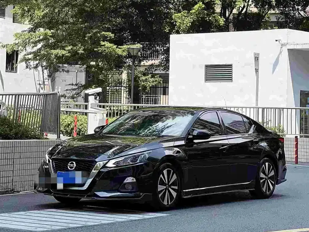 Nissan Teana — фото 9