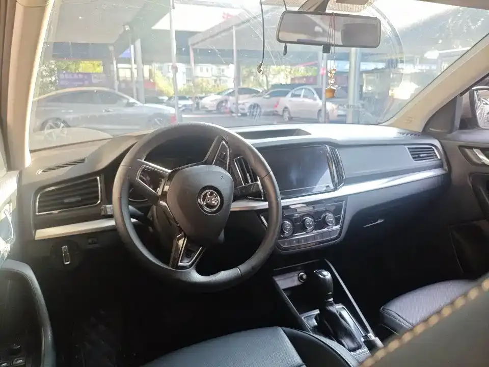 Skoda Kamiq — фото 6