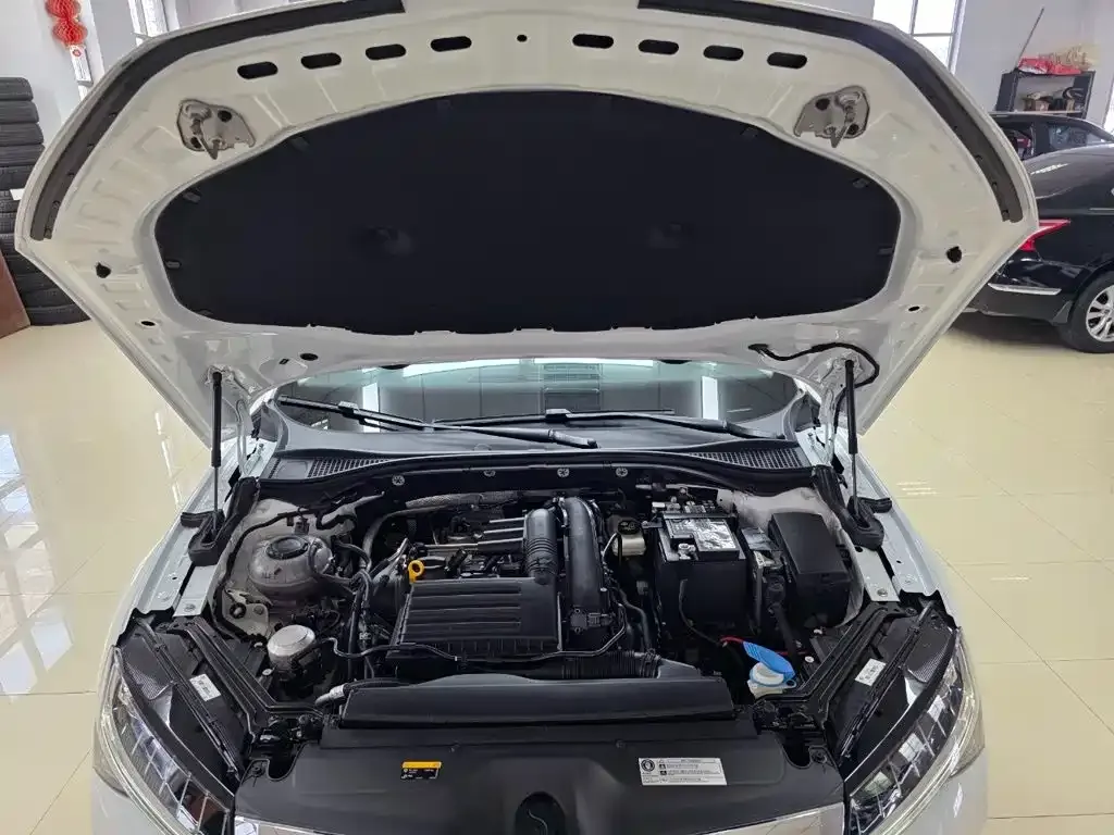 Skoda Superb — фото 4