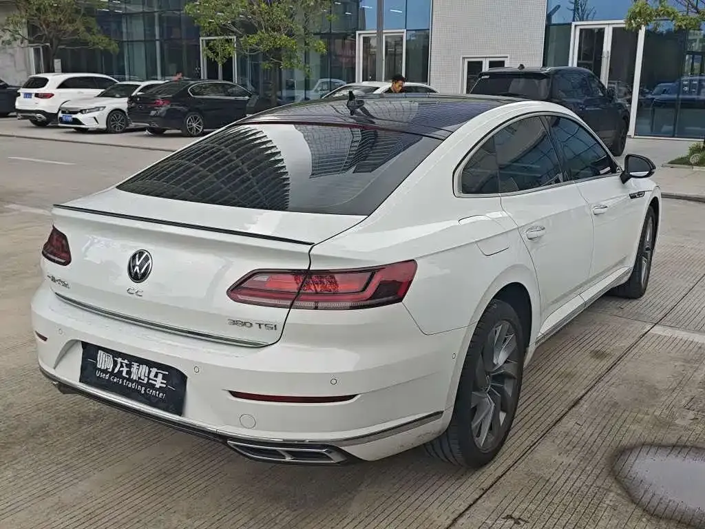 Volkswagen CC — фото 9