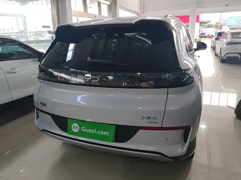 BYD Sealion 05 EV — фото 10