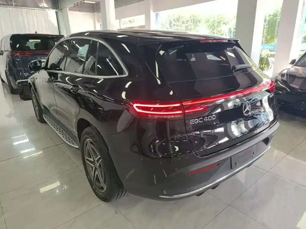 Mercedes-Benz EQC — фото 5