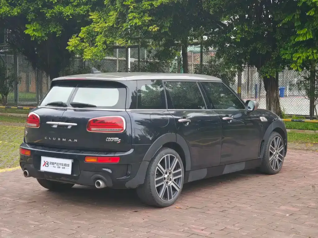 MINI Clubman — фото 3