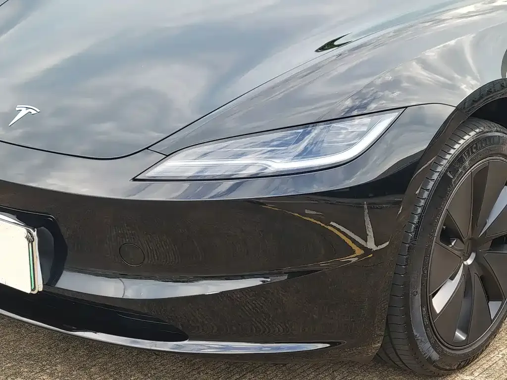 Tesla Model 3 — фото 6