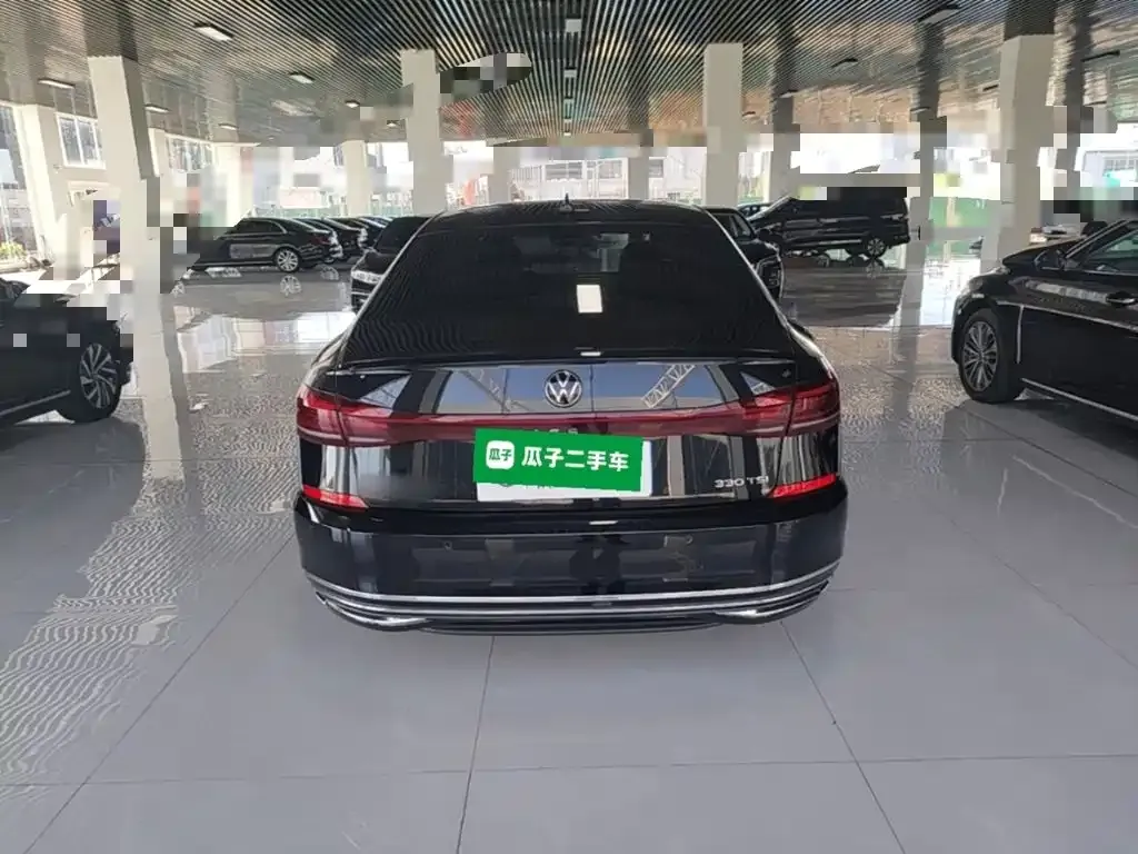 Volkswagen Passat — фото 6