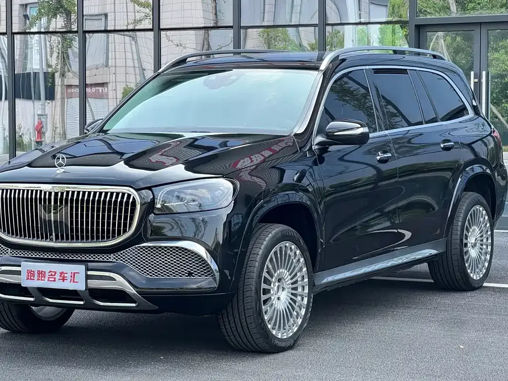 Mercedes-Benz GLS — фото 1