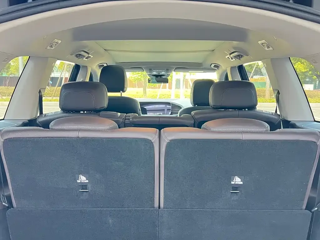 Mercedes-Benz GLS — фото 4