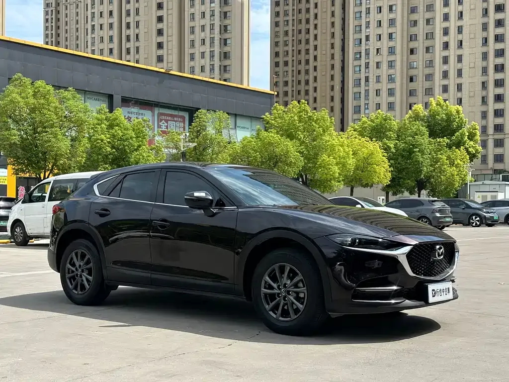 Mazda CX-4 — фото 10